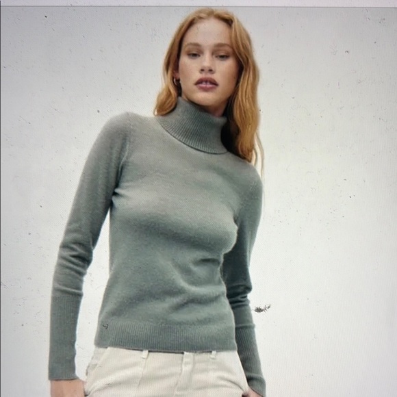 NAADAM Classic Cashmere Turtleneck Sweater XXS - Picture 1 of 10